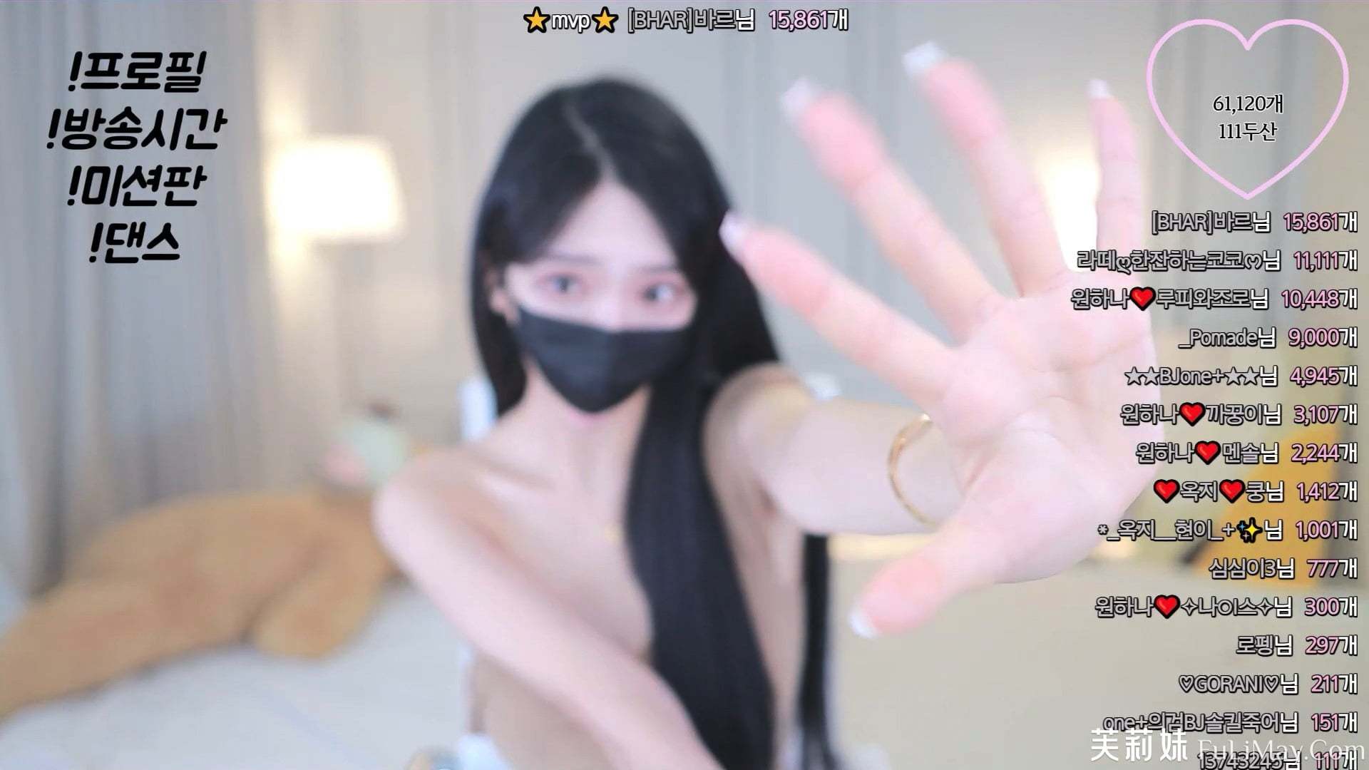 b8d28583606a5b425d6d25759aebc7c7182635